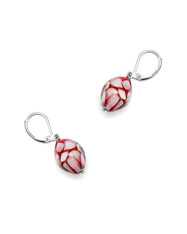Boucles d'Oreilles Mosaico rouge – vue des boucles d'oreilles pendantes