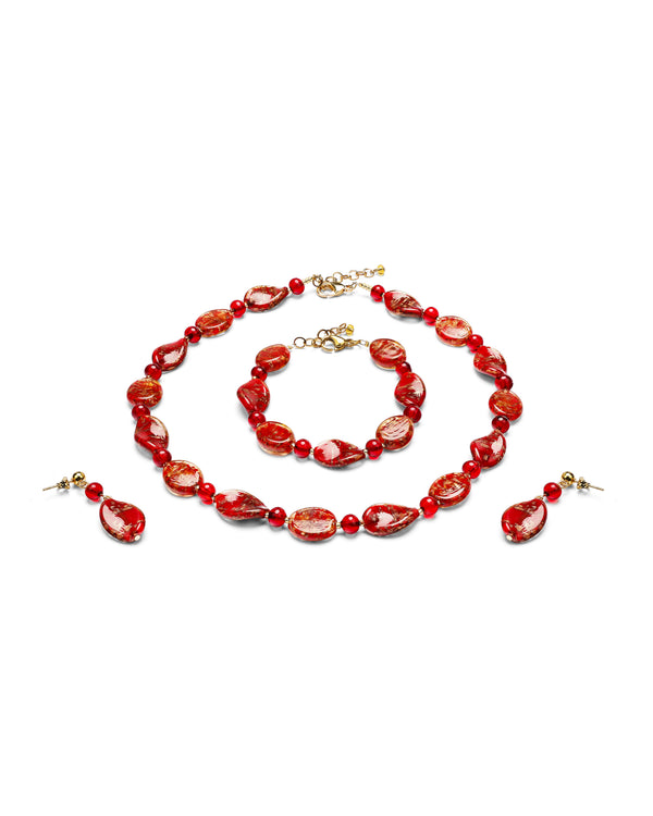 Parure Karen rouge – collier, bracelet et boucles d'oreilles en verre de Murano, portés